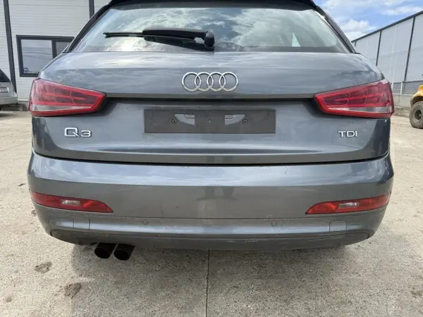 Bara spate completa cu senzori de parcare culoare gri - lx7r Audi Q3 (2011-2017) [8U]