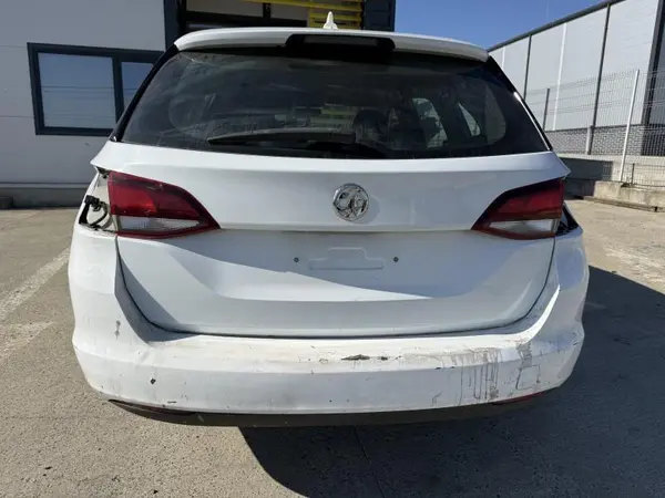 Bara spate culoare alb - gaz (40r) Opel Astra K (2015-2019)