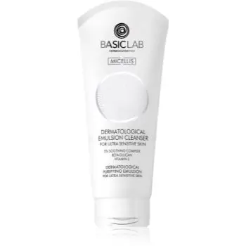BasicLab Dermocosmetics Micellis demachiant delicat pentru piele foarte sensibila