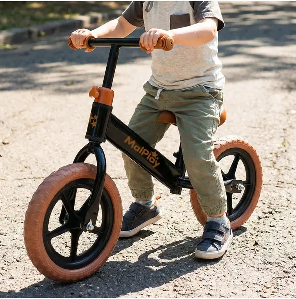Bicicleta de echilibru fara pedale, cu Ghidonul si Saua ergonomica reglabile in inaltime, roti de 12 inch din spuma EVA si manere anti-alunecare BlackBrown