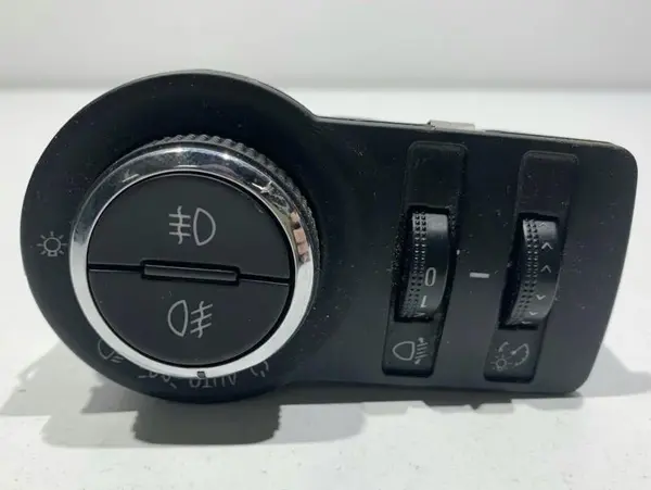 Bloc lumini 13268694 Opel Insignia A (2008-2013)