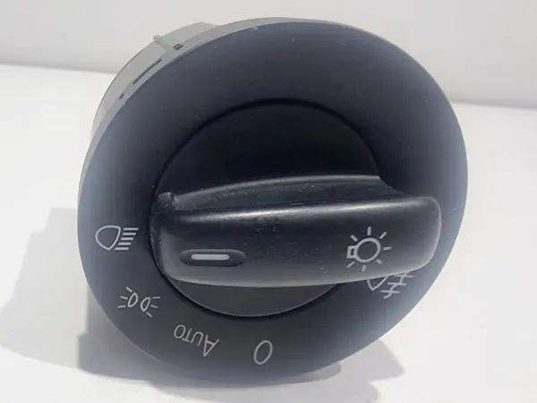 Bloc lumini 1K0941431BM Volkswagen Passat B6 3C (2005-2010)