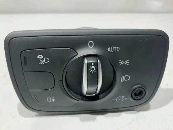 Bloc lumini 4G0941531BE Audi A7 (2010-2018) [4g]