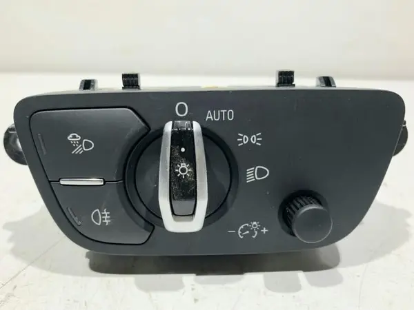 Bloc lumini 4M0941531AA Audi A4 (2015-2019) [8W2, B9]