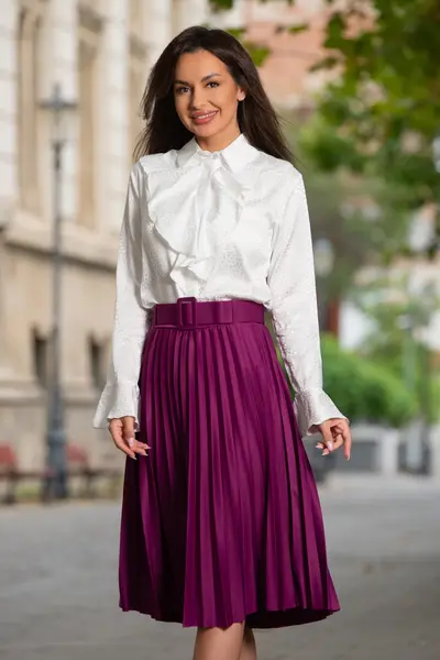 Bluza alba InPuff din jakard satinata cu jabou