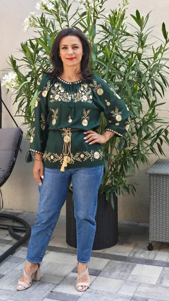 Bluza brodata Madelin 6