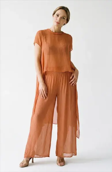 Bluza dama eleganta din matase si vascoza, asimetrica, vaporoasa, caramizie