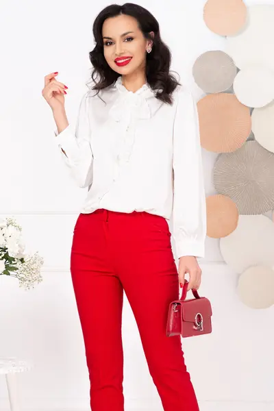 Bluza dama eleganta ecru cu guler tip esarfa din dantela