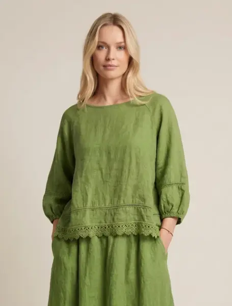 Bluza din in cu dantela, croi lejer, stil natural elegant, verde