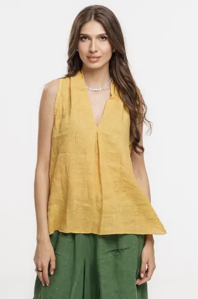 Bluza fara maneci din in cu decolteu si guler inalt, galben turmeric