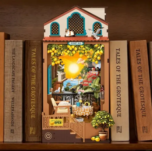 Book-Nook 284 piese - Sunset Isle | Robotime