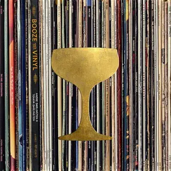 Booze & Vinyl: A Spirited Guide to Great Music and Mixed Drinks, Hardcover/Andrae Darlington