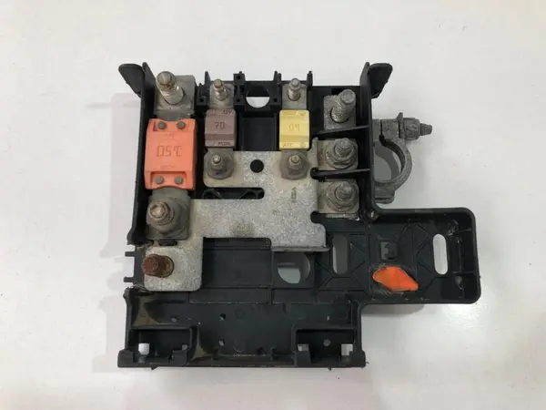 Borna baterie plus Alfa Romeo 159 (2005-2011)