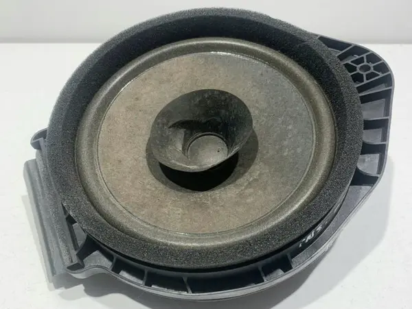 Boxa auto fata / spate 13257498 Opel Insignia A (2008-2013)