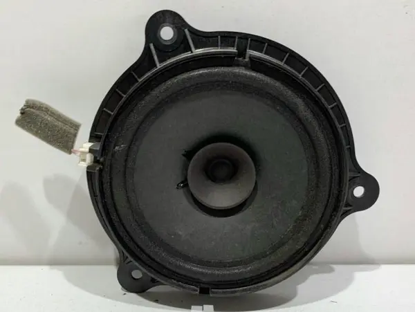 Boxa auto stanga fata Nissan Qashqai 2 (2013-2016) [J11]