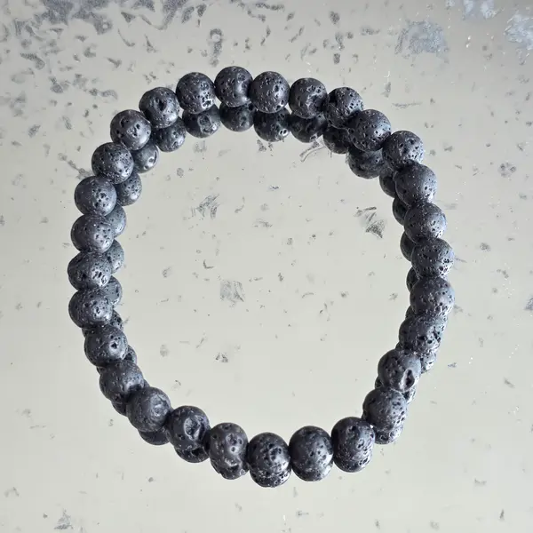 Brățară lava stone 6–7 mm
