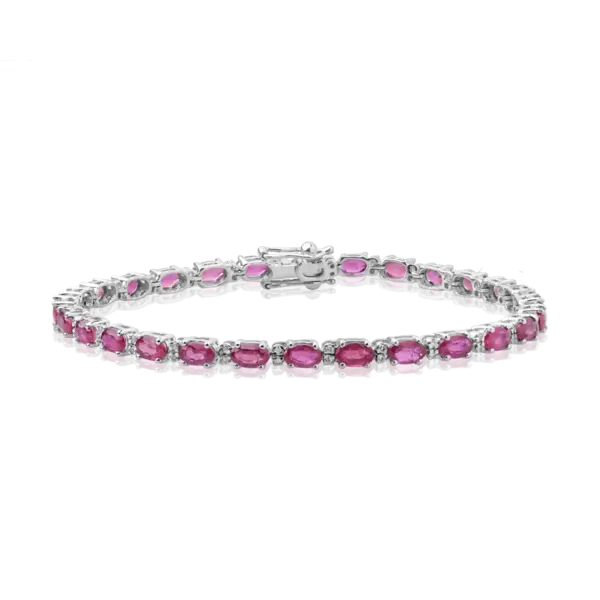 Bratara tennis din aur alb cu rubine ovale de 8.5ct si diamante de 0.2ct
