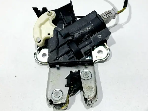 Broasca capota spate 4F5827505D Audi A6 (2004-2011) [4F2, C6]