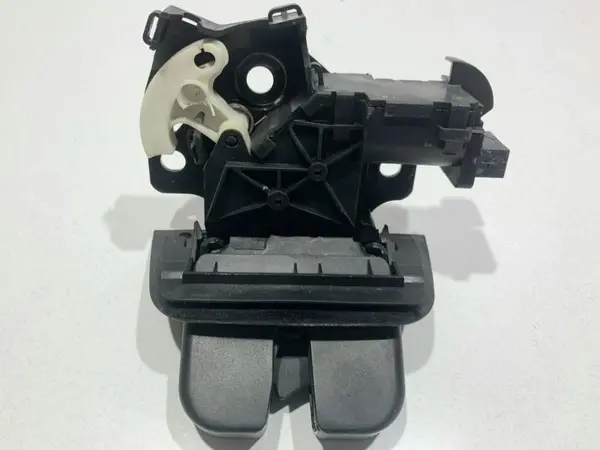 Broasca capota spate 8P4827505B Audi A4 (2004-2008) [8EC, B7]
