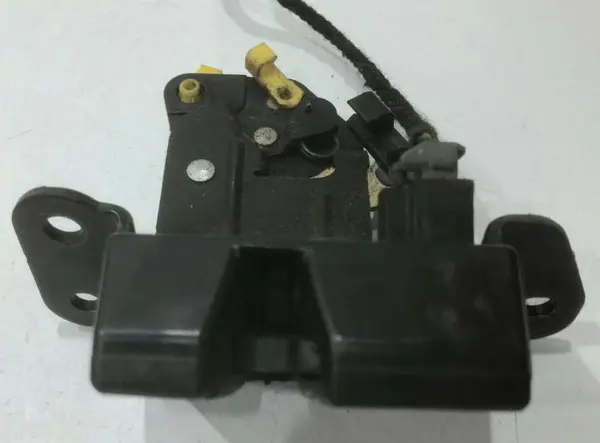 Broasca capota spate Chevrolet Captiva (2006-2010) [C100, C140]