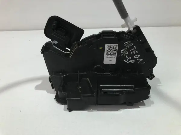 Broasca dreapta spate 5NA839016B Volkswagen Tiguan 2 (2016-2020)