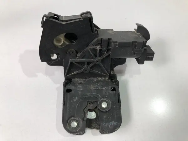 Broasca haion Audi A6 (2004-2011) [4F2, C6]