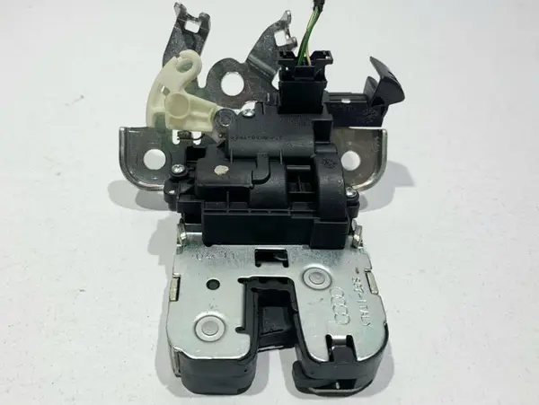 Broasca portbagaj 4H0827505 Audi A6 (2010-2018) [4G2, C7]