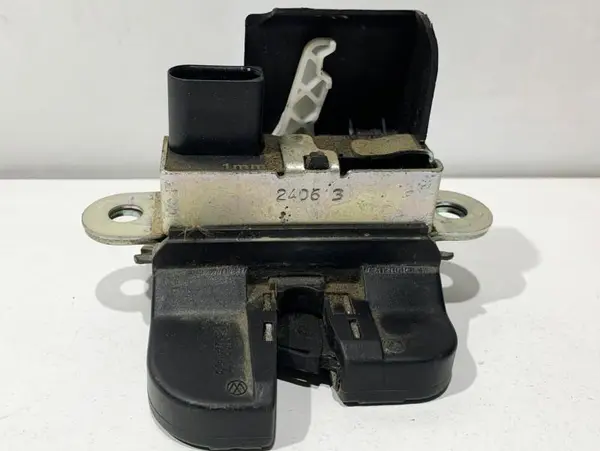 Broasca portbagaj 5G0827505A Volkswagen Golf 7 (2012-2017)
