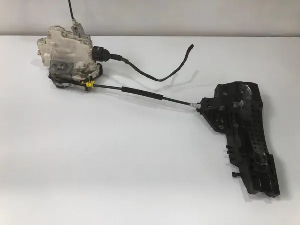 Broasca usa cu maner dreapta spate 4g0839016 Volkswagen Touareg 2 (2010-2015) [7P]