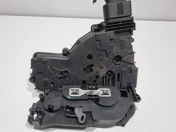 Broasca usa culisanta stanga spate 7N0839015B Seat Alhambra 2 (2010-2015)