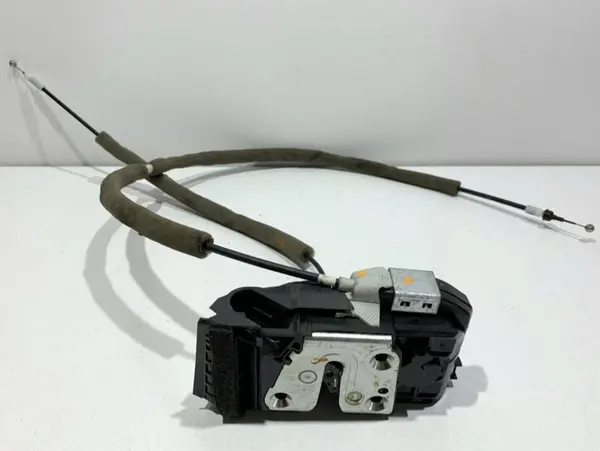 Broasca usa dreapta fata 805004EA2A Nissan Qashqai 2 (2013-2016) [J11]