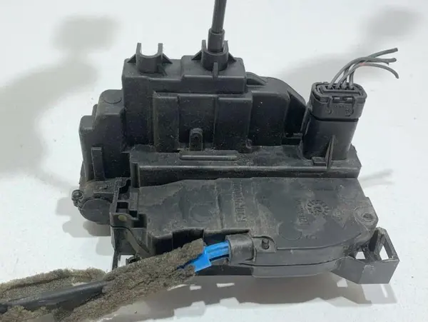 Broasca usa dreapta fata Renault Megane 3 (2008-2012)