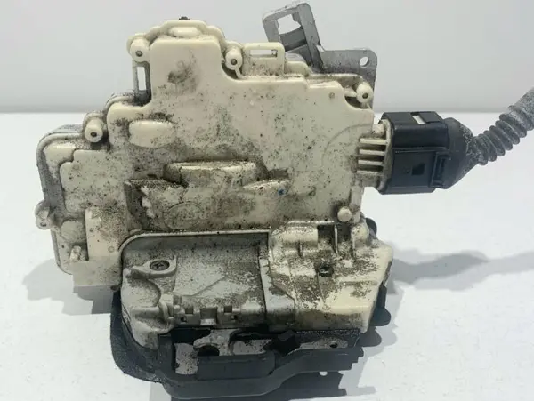 Broasca usa dreapta spate 4F0839016A Audi A6 Allroad (2006-2011) [4FH, C6]