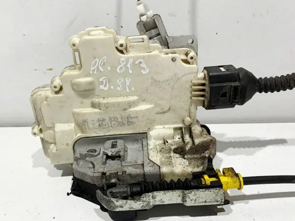 Broasca usa dreapta spate 4G0839016 Audi Q3 facelift (2014-2018)