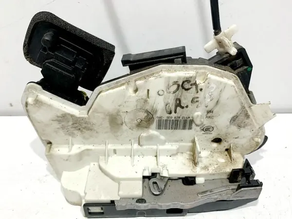 Broasca usa dreapta spate 5E0839016A Skoda Octavia 3 facelift (2017-2019)