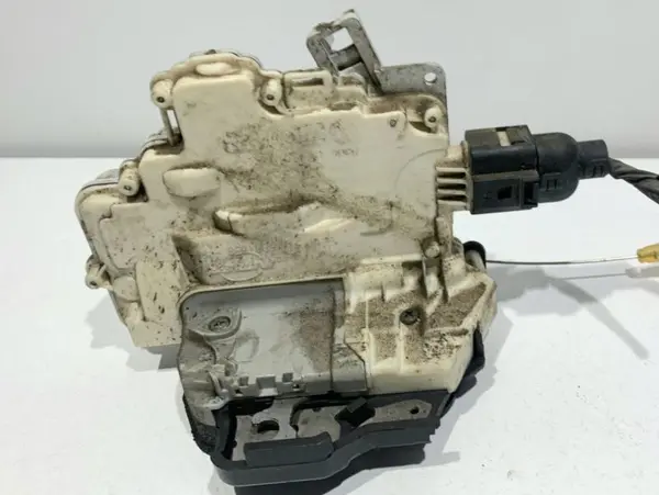 Broasca usa dreapta spate 8E0839016AA Audi A4 (2001-2004) [8E2, B6]