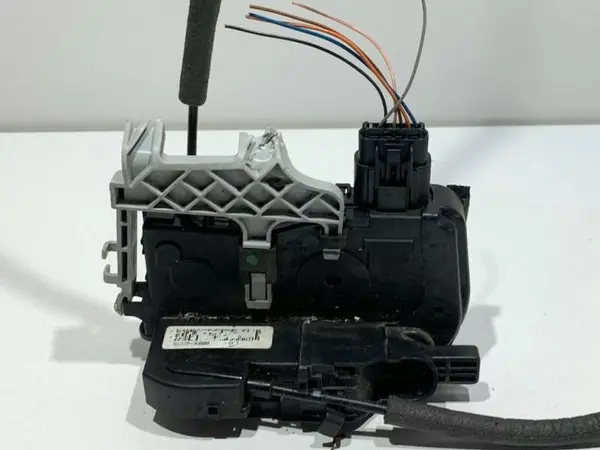 Broasca usa stanga fata 81310-3U000 Kia Sportage (2010-2015)