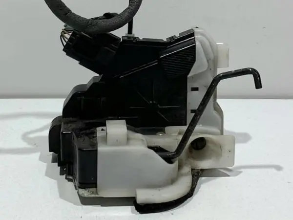 Broasca usa stanga fata 81310-C8020 Hyundai i20 2 (2014-2018)