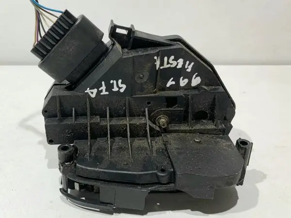 Broasca usa stanga fata AM5A-U21813-AE Ford Fiesta 7 facelift (2013-2017) [MK7]
