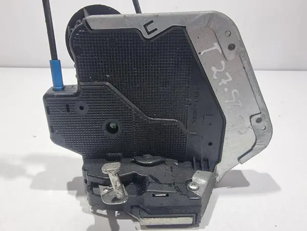 Broasca usa stanga spate Toyota Avensis (2009-2012) [T27]