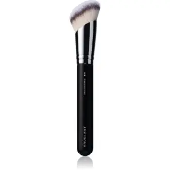 BrushArt Professional B11 Angled foundation brush pensula pentru machiaj