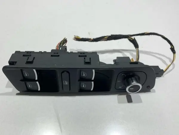 Butoane comanda geamuri electrice stanga fata 5K4959857 Volkswagen Golf 6 (2008-2013)
