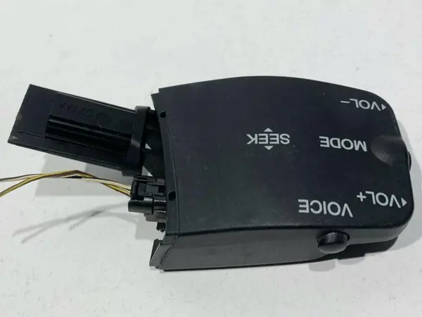 Butoane comenzi volan 758709 Ford C-Max facelift (2007-2010)