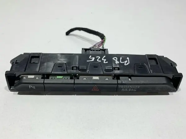 Buton avarie 3G2853769A Volkswagen Passat B8 (2014-2019)