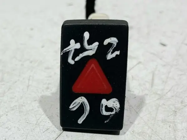 Buton avarie 5K0953509A Volkswagen Jetta 3 (1992-1998)