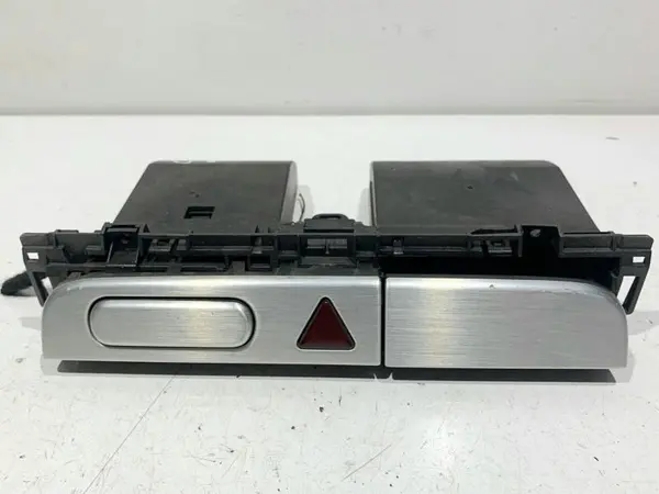 Buton avarie cu sertar bord 3C1857273 Volkswagen Passat B6 3C (2005-2010)