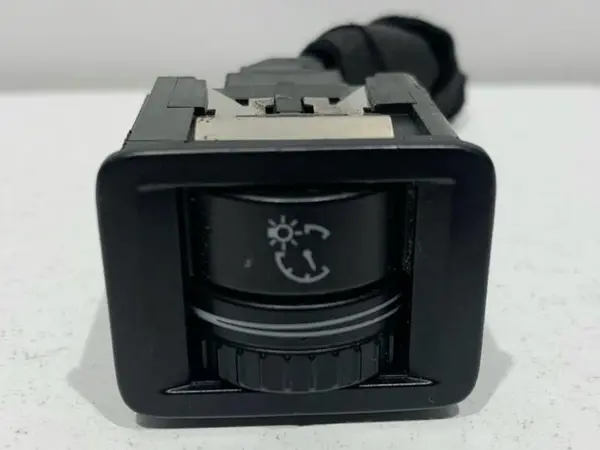 Buton reglaj faruri Volkswagen Passat CC (2008-2012)