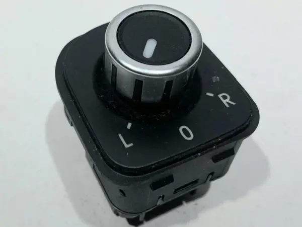 Buton reglaj oglinzi 5K1959565 Volkswagen Jetta 3 (1992-1998)
