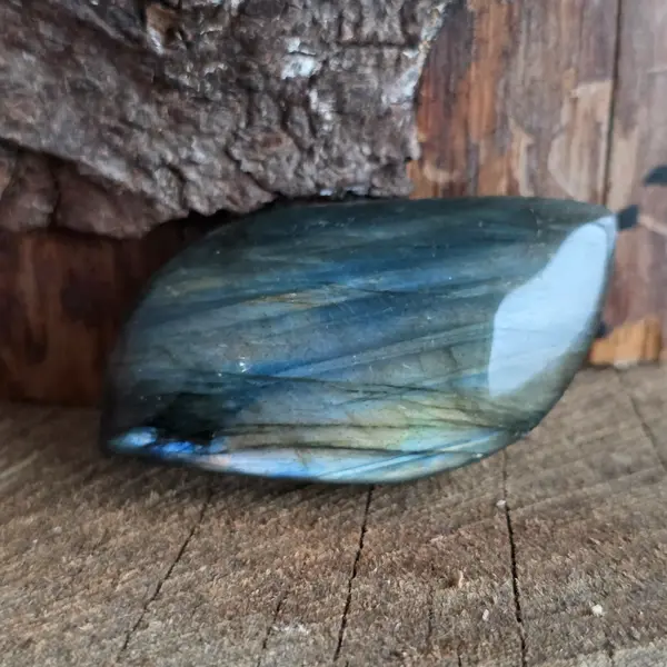 Cabochon labradorit rulat | Model 2