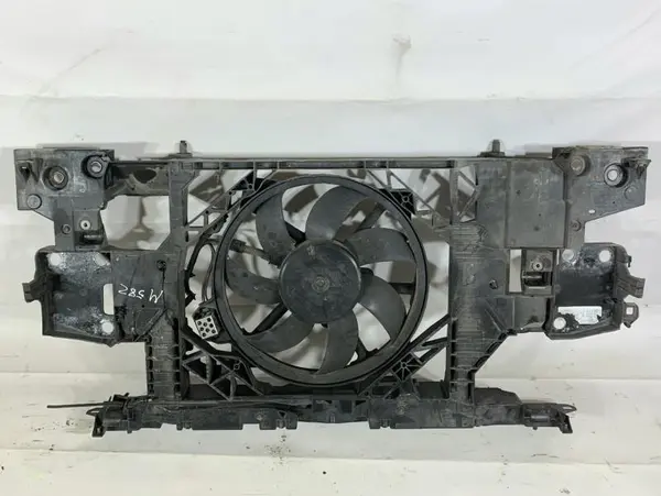 Calandru cu electroventilator 752100004R Renault Megane 3 (2008-2012) 1.6 benzina; 1.5 dci K9K (846); K9K 830